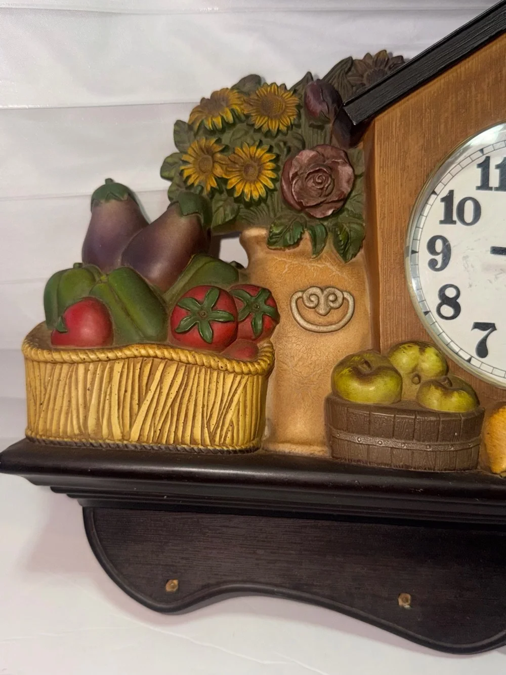 Vintage Eleco Quartz Fruit Flowers Watering Can Plastic Wall Clock